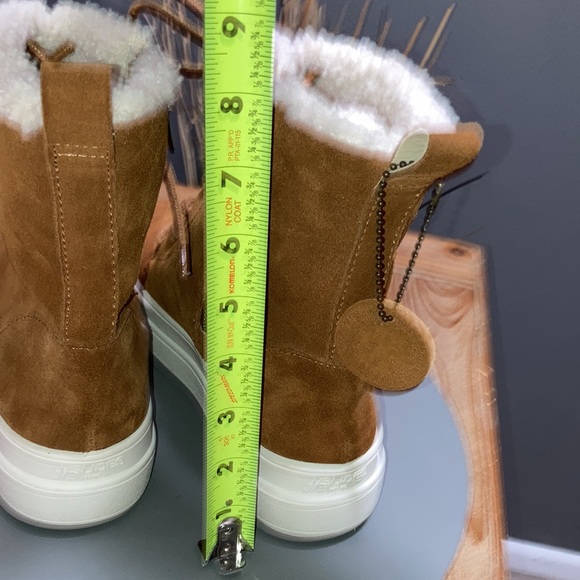 NWOT J/SLIDES boots - Picture 13 of 14